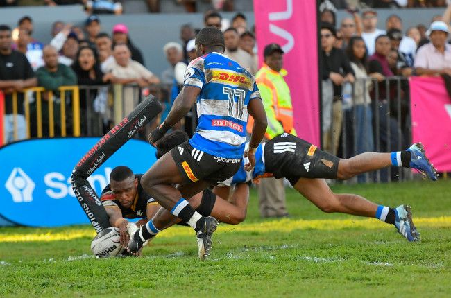 Boland Kavaliers se Lunathi Nxele in aksie teen Stormers XXIII. Foto: KickOff