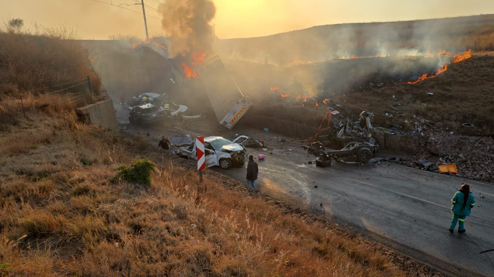 4 sterf in negevoertuigbotsing op die R555 naby Middelburg
