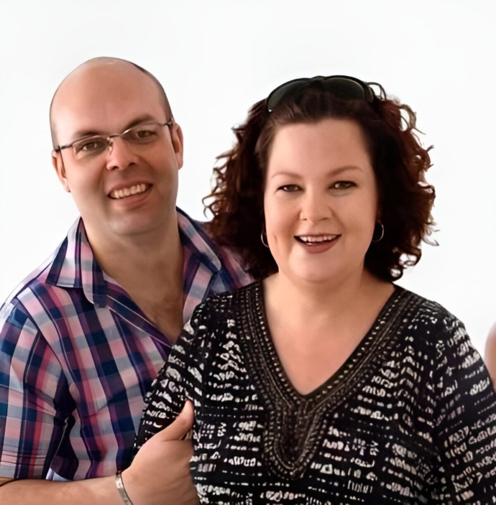 Rudi en sy vrou, Lara, is ook in die botsing oorlede.