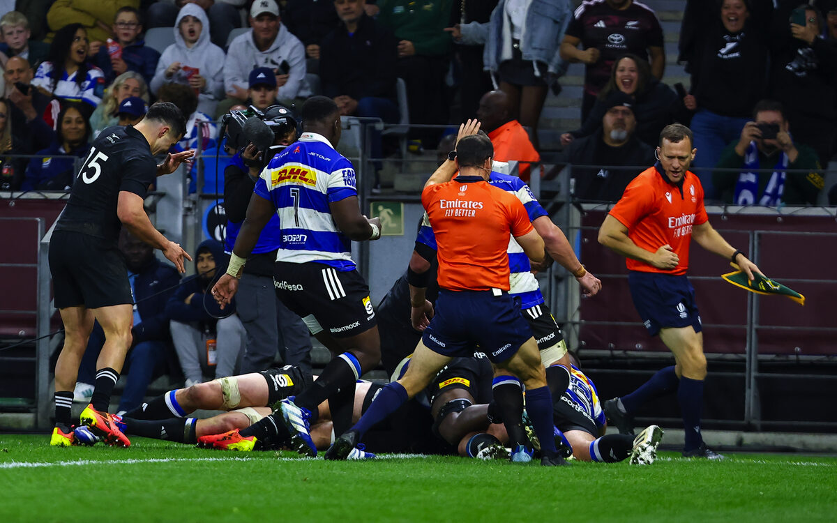 Stormers veg vir oorlewing teen Leeus
