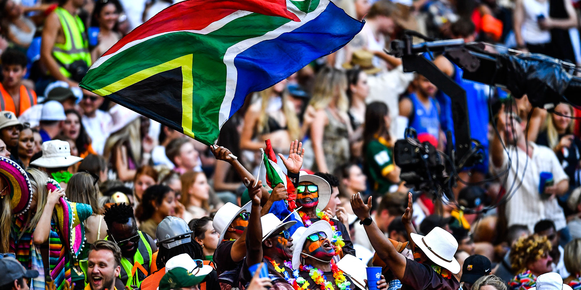 SA Rugby wys rooikaart vir roekelose reisagentskappe