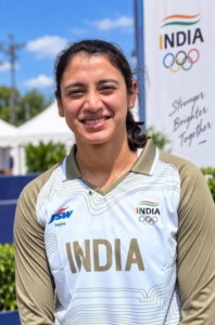 Mandhana skryf geskiedenis, Verma slaan eerste honderdtal