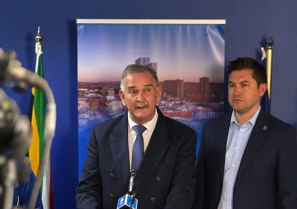 Grandi Theunissen: ‘Ek wil nog ’n bydrae lewer’