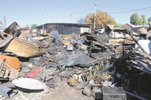 Kays-brand: ‘Julle kan nie herbou’
