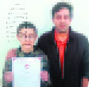 Hy haal ererol vir musiek