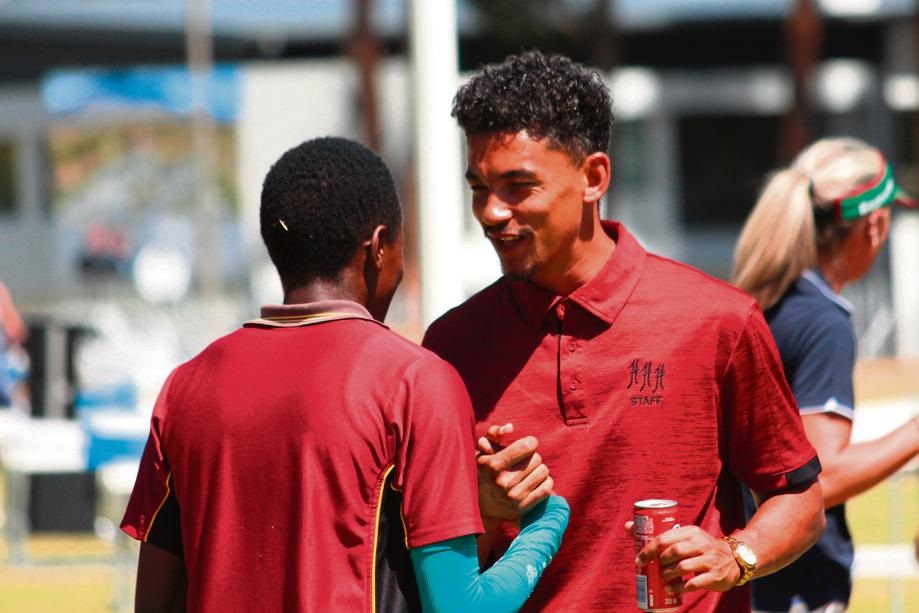 Cleophas Cheharawe en Randy Brinkhuis. 