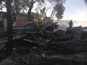 Macassar-gesinne verloor alles in verwoestende brand