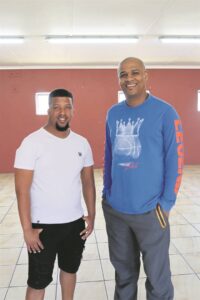 Van bendes tot bemoedigers: ‘Rebel? Movement’ inspireer verandering