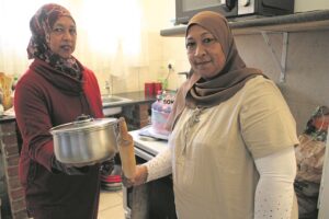 Tietie en Nanna kry hul eie kookprogram