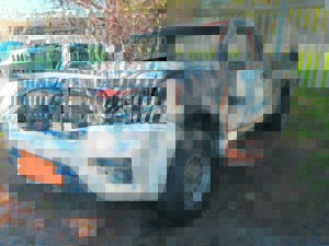 Bestuurder ná noodlottige ongeluk in Strand aangeval