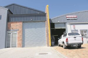 Stank ‘maak bure skoon naar’