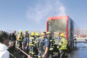 Vehicle inferno right in the middle of Strand