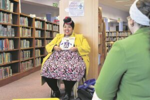 Boekeweek met boekgesprekke by SW-biblioteek gevier
