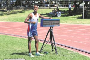 Summie sets sprint record