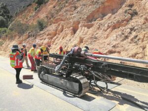 Roadworks: Sanral undertakes slope stabilising project along Sir Lowry’s Pass
