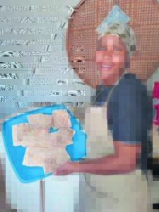 Tannie Poppie se beroemde roosterkoek hier!