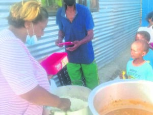 ‘Nana’ van Strand sal vir haar ‘omgee’ onthou word