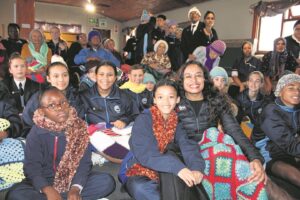 #GeKnitDitMetTraceyLange, Louwtjies make positive impact