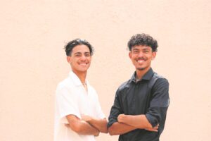 Busking bro’s take the stage