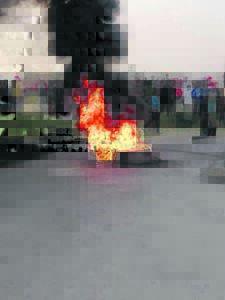 Macassar residents protest over ongoing power outages