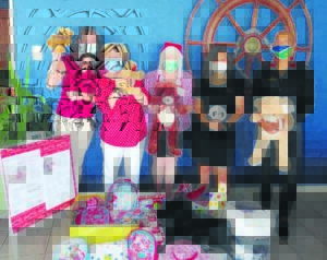 Clubs take hands to spread love