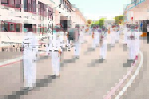 Gordon’s Bay: Traditional festive start-up