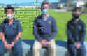 Duo battle it out in robotic games