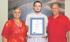 Enrico looi sy tweede taal