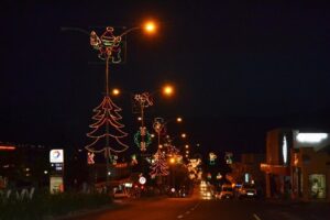 Somerset West Main Road to light up with cheer