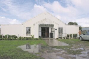Inbrekers ‘dra kerk leeg’