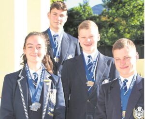 PV-swemmers vaar puik