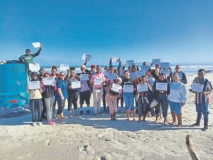 Rusthof RCL cleans MPA at Strand Beach