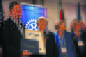 Mayor honoured as a Paul Harris Fellow