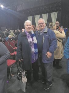 Humperdinck lok duisende