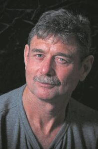 Vlieënier van Gordonsbaai se lewe gevier