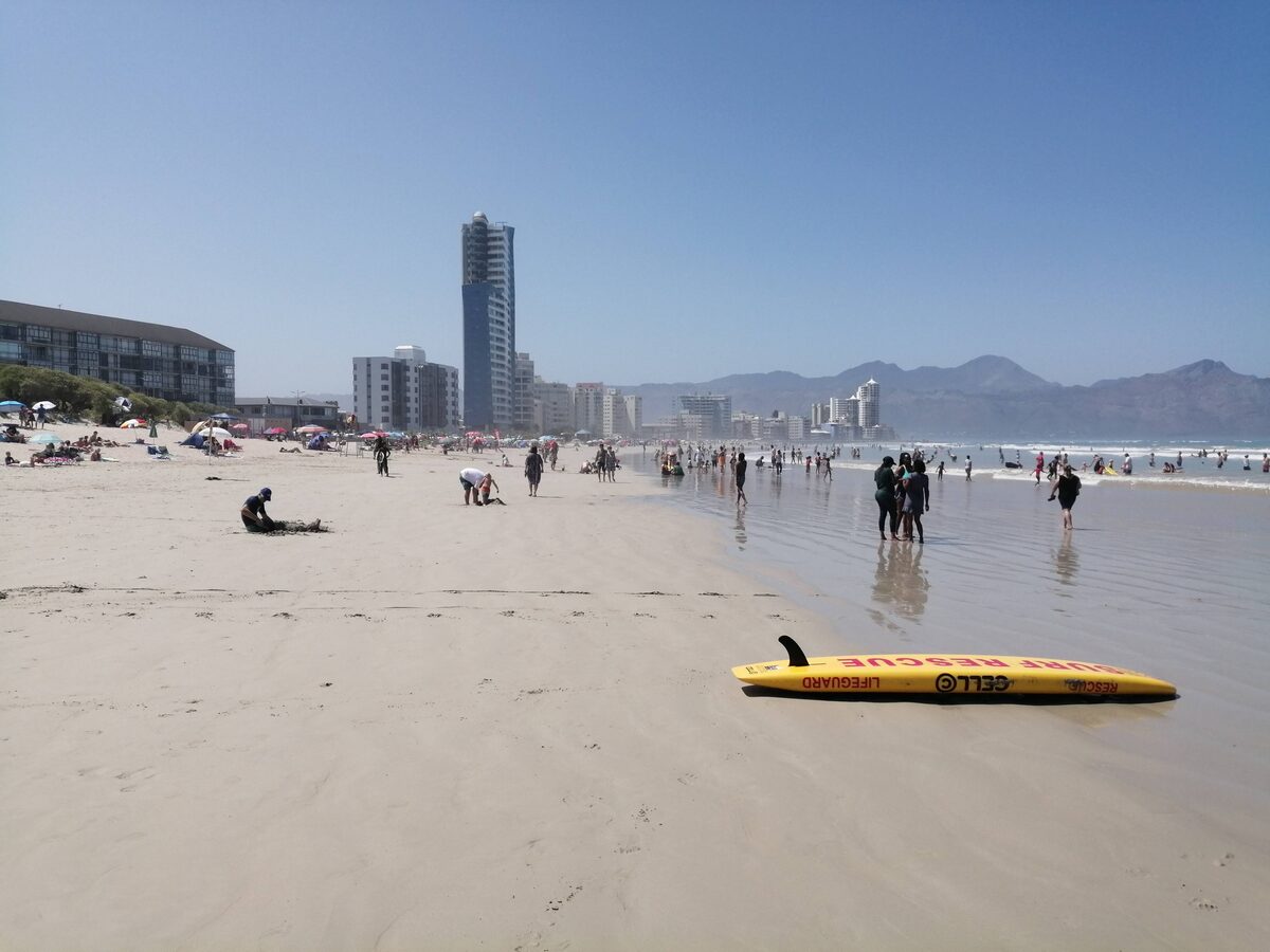 Make a splash this holiday season!