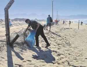 Clean-up operation unites Macassar