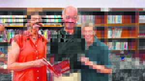 Apple, pear experts share excerpts on third book on the industry