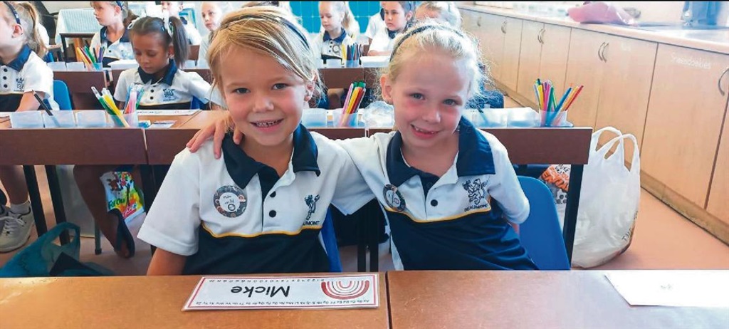 Gr.1-leerders Micke van Zyl en Lea Koegelenberg is