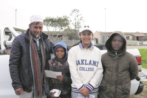 Moslem Hands soek jong hande