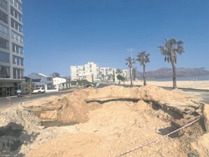 Council probes sinkhole in Beach Road