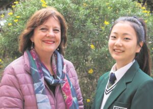 Yesol shows biology flair