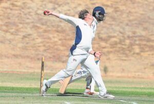 Sport: Cliffhanger finish for Somerset West CC