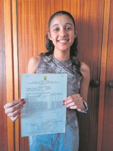 SKOLENUUS || Met vlieënde vaandels