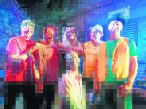 Mike McCully and company pay tribute to legends of song