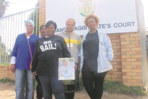 Fritz-verdagte onder huisarres geplaas