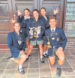 Hoërskool Strand-dansers se passies wen trofeë