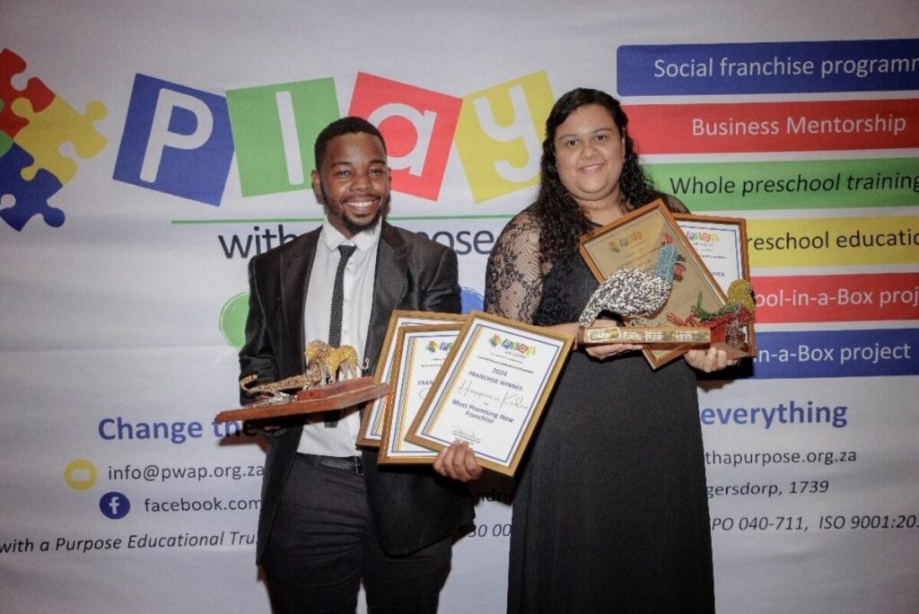 Squirrels Preschool in Somerset West was celebrated at the 16th Annual Play-with-a-Purpose Awards held last month, receiving the Model Preschool Award for 2024. This accolade recognised their outstanding implementation of the Play-with-a-Purpose programme, a South African early-childhood education approach grounded in learning through play and neuro-
scientific principles. The award, presented by the Play with a Purpose Educational Trust, highlighted Squirrels Preschool's commitment to providing high-quality early learning experiences that foster academic success, particularly in maths and science. The Play-with-a-Purpose Awards honour preschools across South Africa demonstrating excellence in this educational philosophy. Squirrels Preschool's recognition places them among leading institutions committed to innovation and leadership in early-childhood development. Their achievement underscores the transformative impact of quality early education in creating nurturing environments where children can thrive and build a strong foundation for future learning. The success of Squirrels Preschool serves as an inspiring example for others in the field, showcasing the power of play-based learning. Pictured is Western Cape trainer Shantel Meyer (right) who represented Squirrels Preschool at the awards ceremony held on Thursday 6 March.