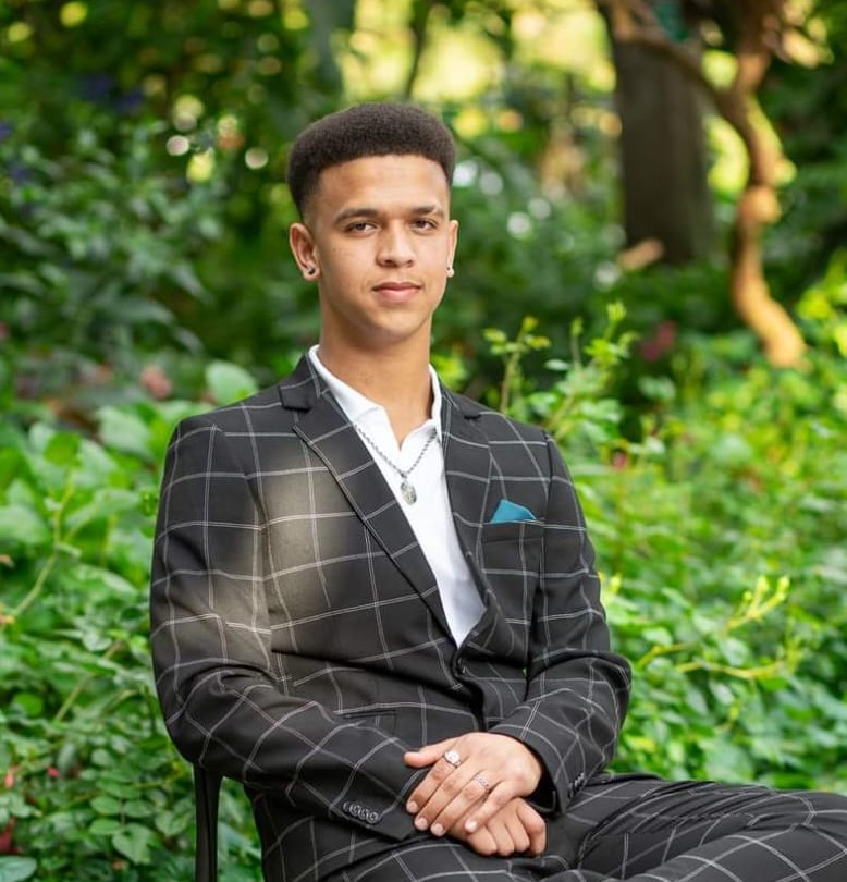 Leighton Louw (20) is in 'n tref-en-trap dood op Robertson