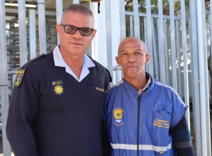 Strand-GPF moedig veiligheid en betrokkenheid by imbizo aan